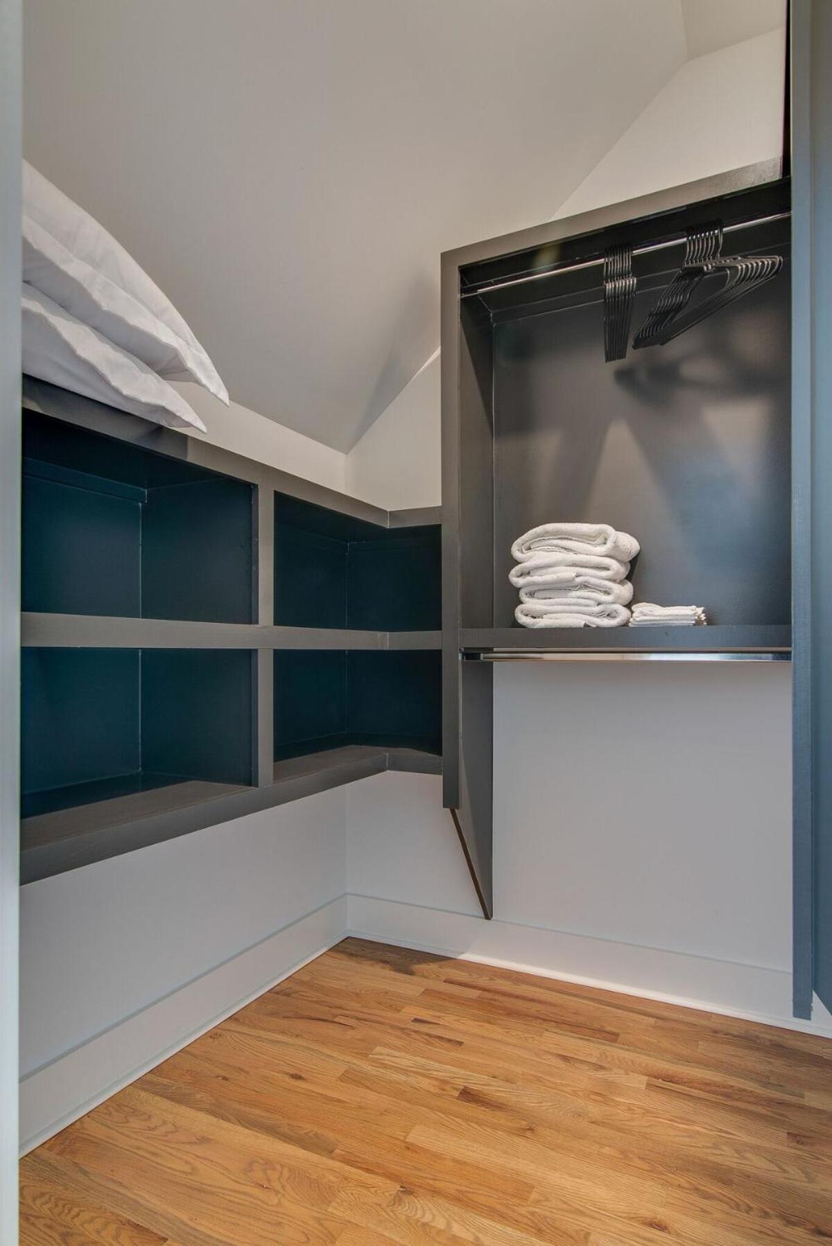 The Neill - 10 Min To Dt, Walkable To Local Faves Holiday home Nashville