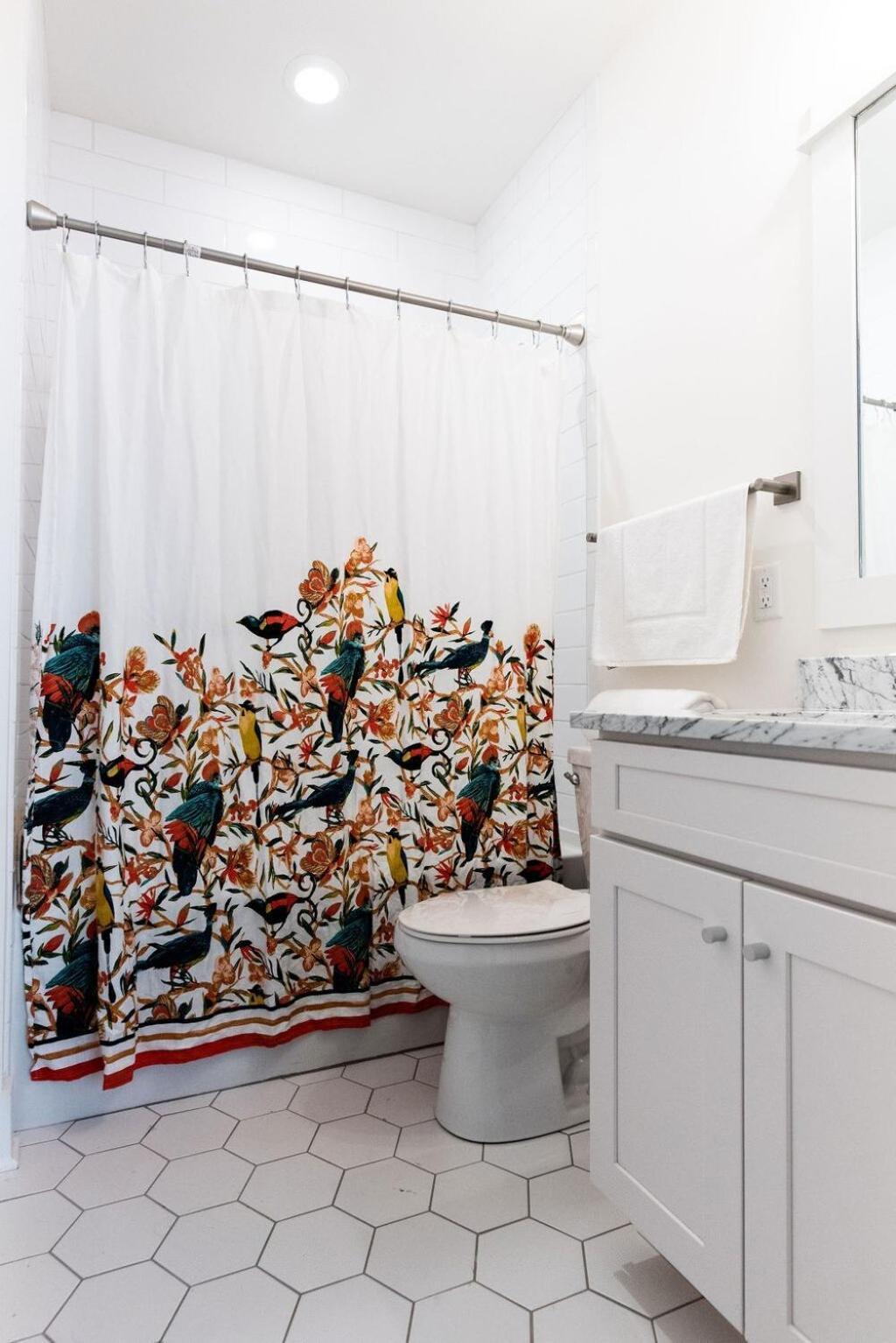 Walk To So Much At These Hillsboro Village Gems Holiday home