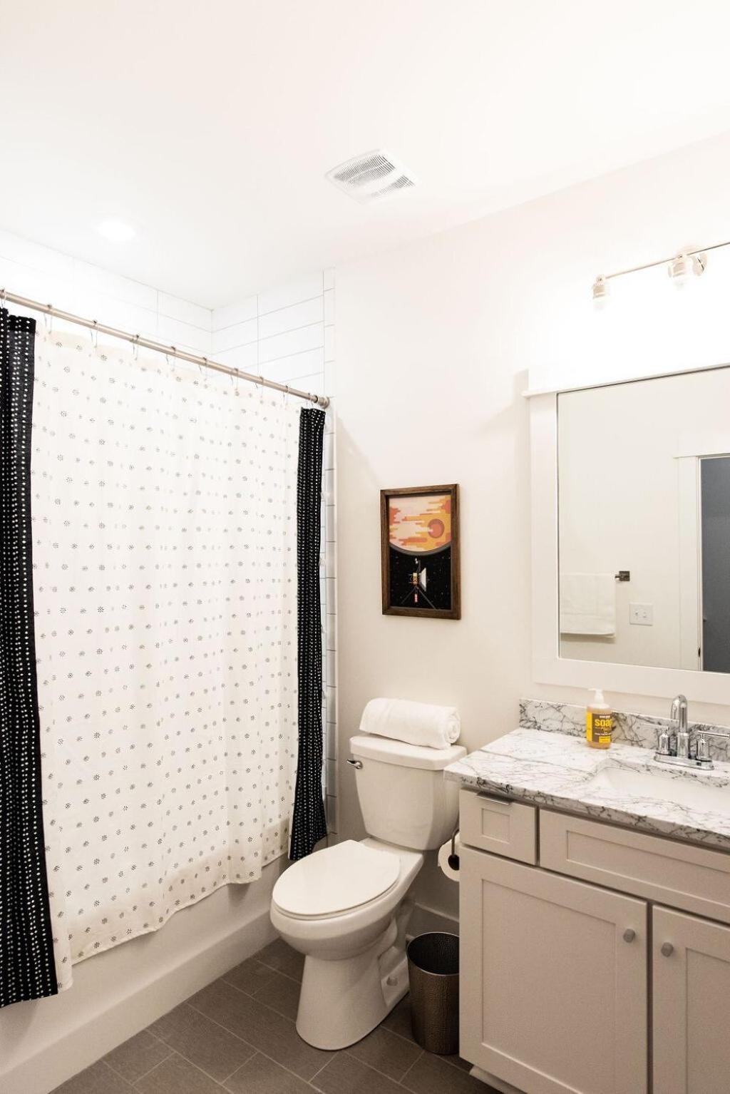 The Underwood - Huge Vandy Home! Dt Views! Holiday home Nashville