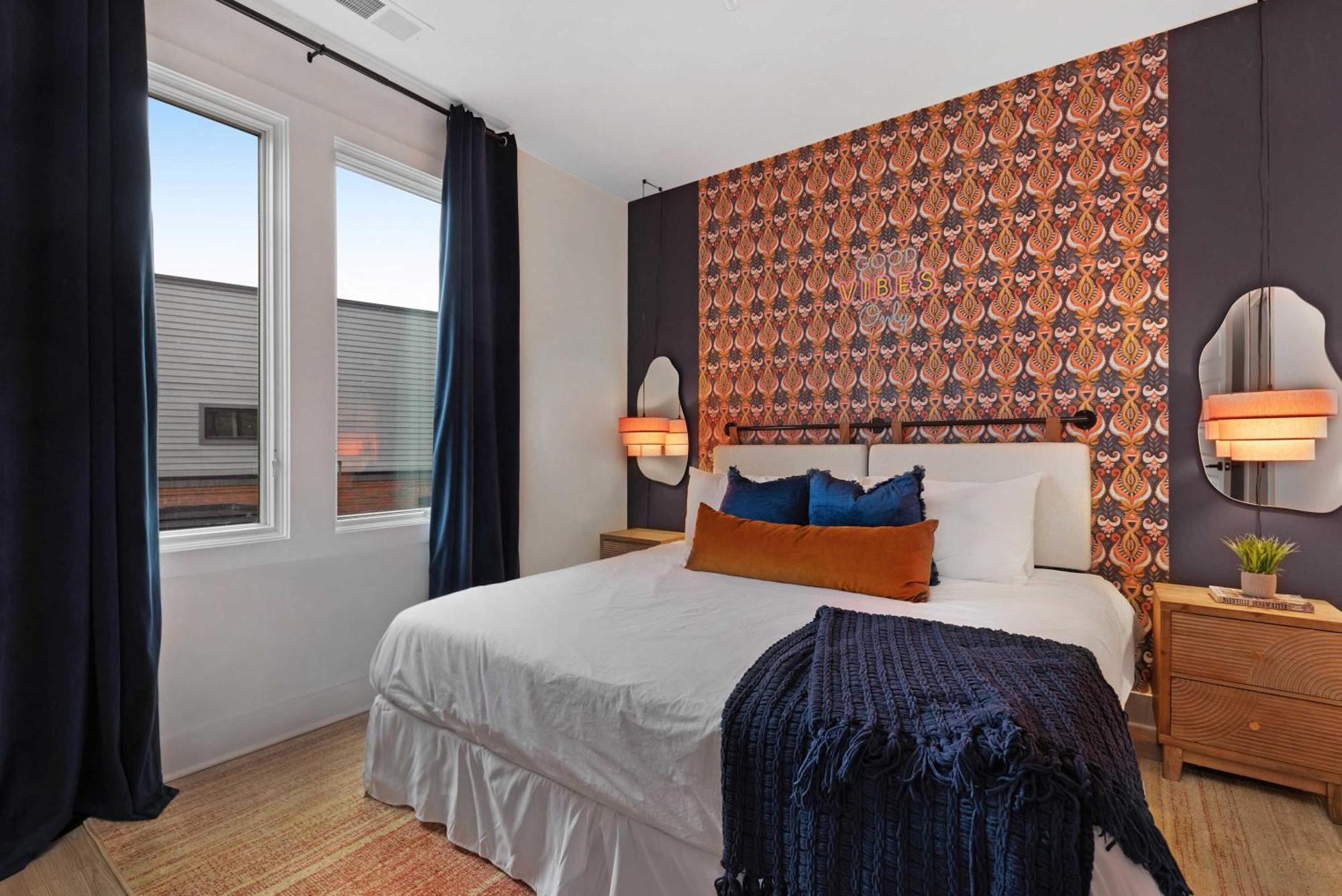 Holiday home The Aster - Rooftop Patio 2 Miles To Broadway