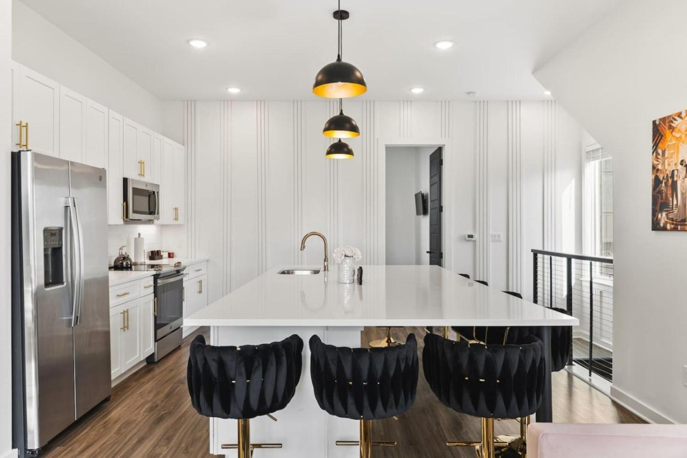 Holiday home Stunning With Rooftop Deck Walk To Restaurants Coffee And Brewery Nashville