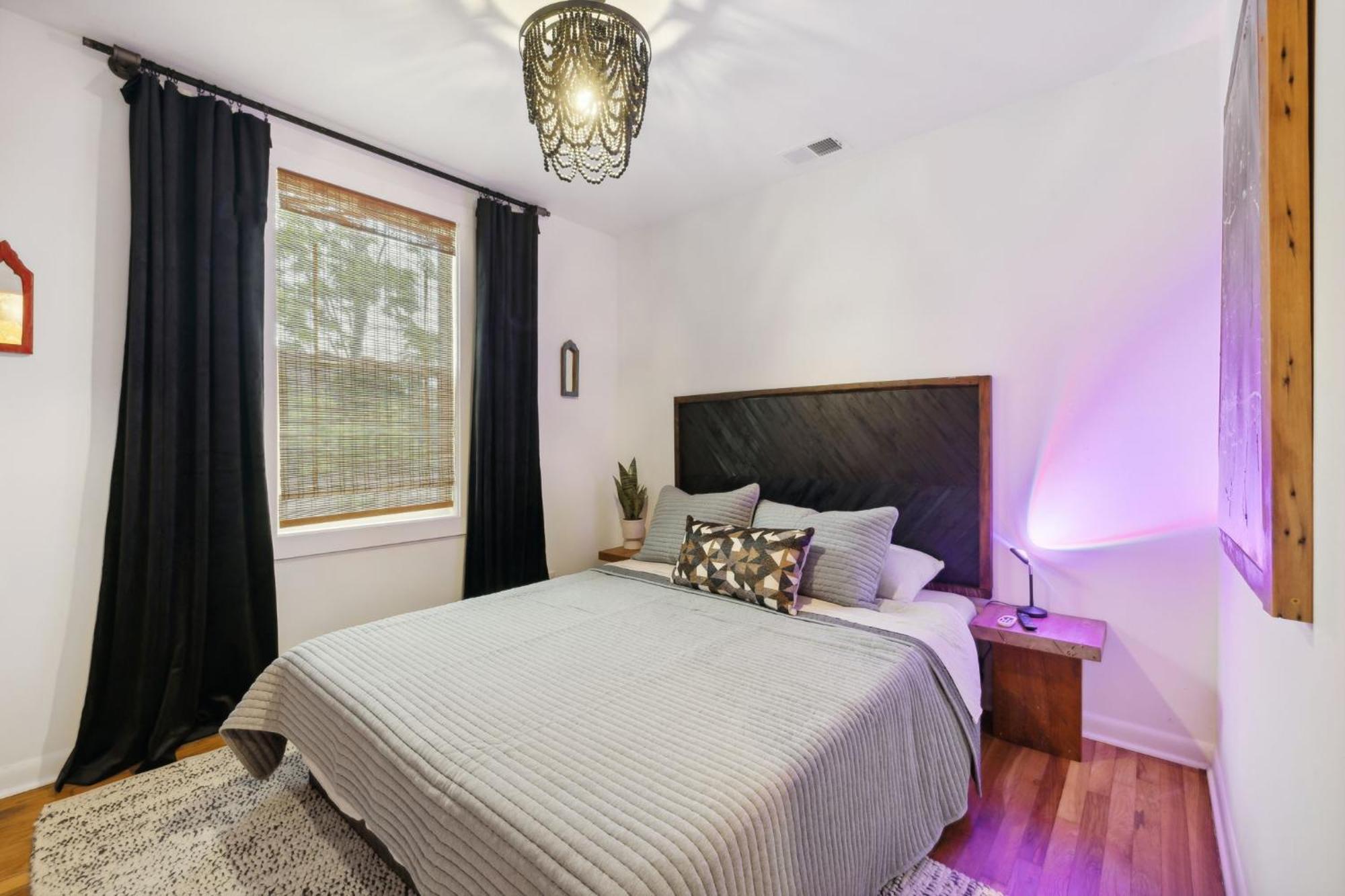 Apartment Vibey Units In Duplex #a & #b Nashville