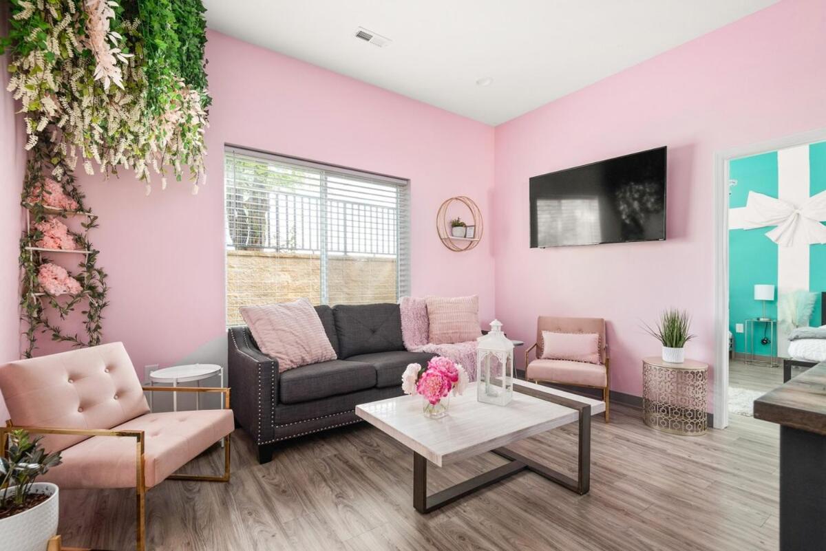 Unit 106 Stylish With Free Parking And Close To Downtown * Nashville