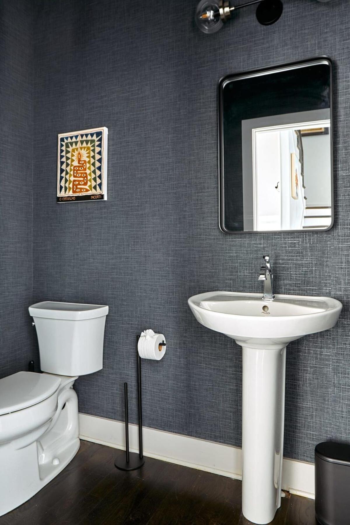 The Morris - Designer Flair 2 Miles To Broadway! * Nashville