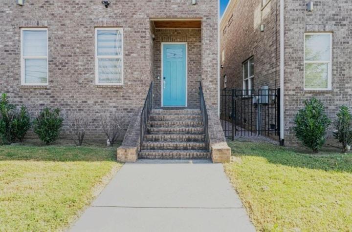 Downtown Luxury, Sleeps 6 At Downtown Holiday home