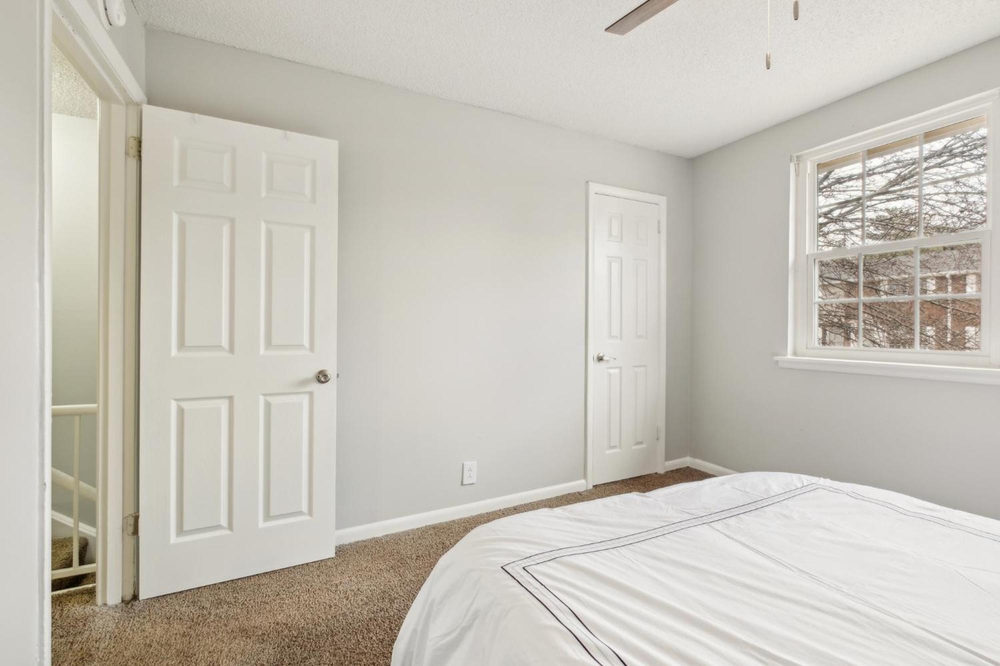 Brentwood U5 I Cozy & Comfy I 2bd I Free Parking *