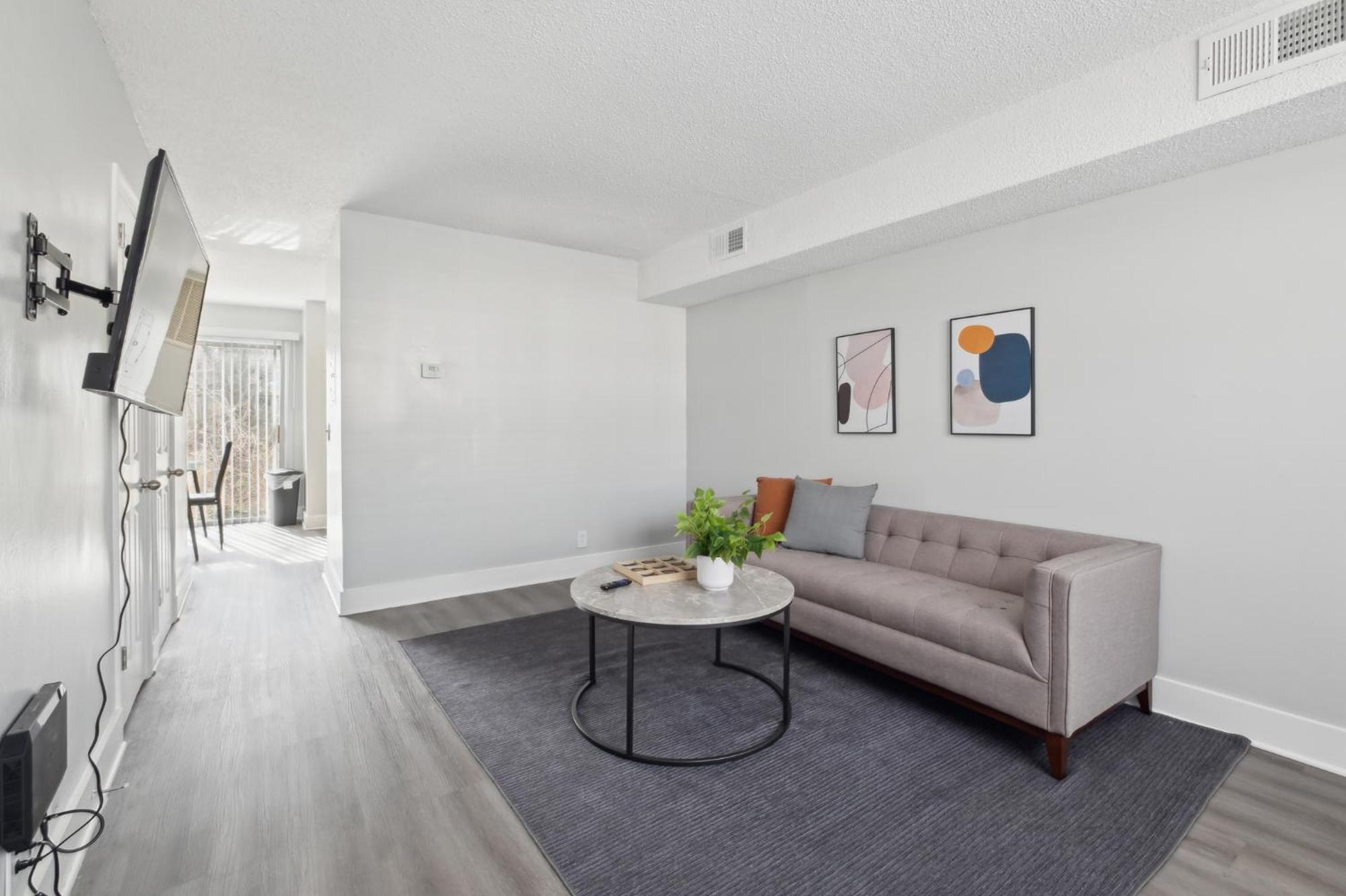 Apartment Brentwood U4 I Cozy & Comfy I 2bd I Free Parking *