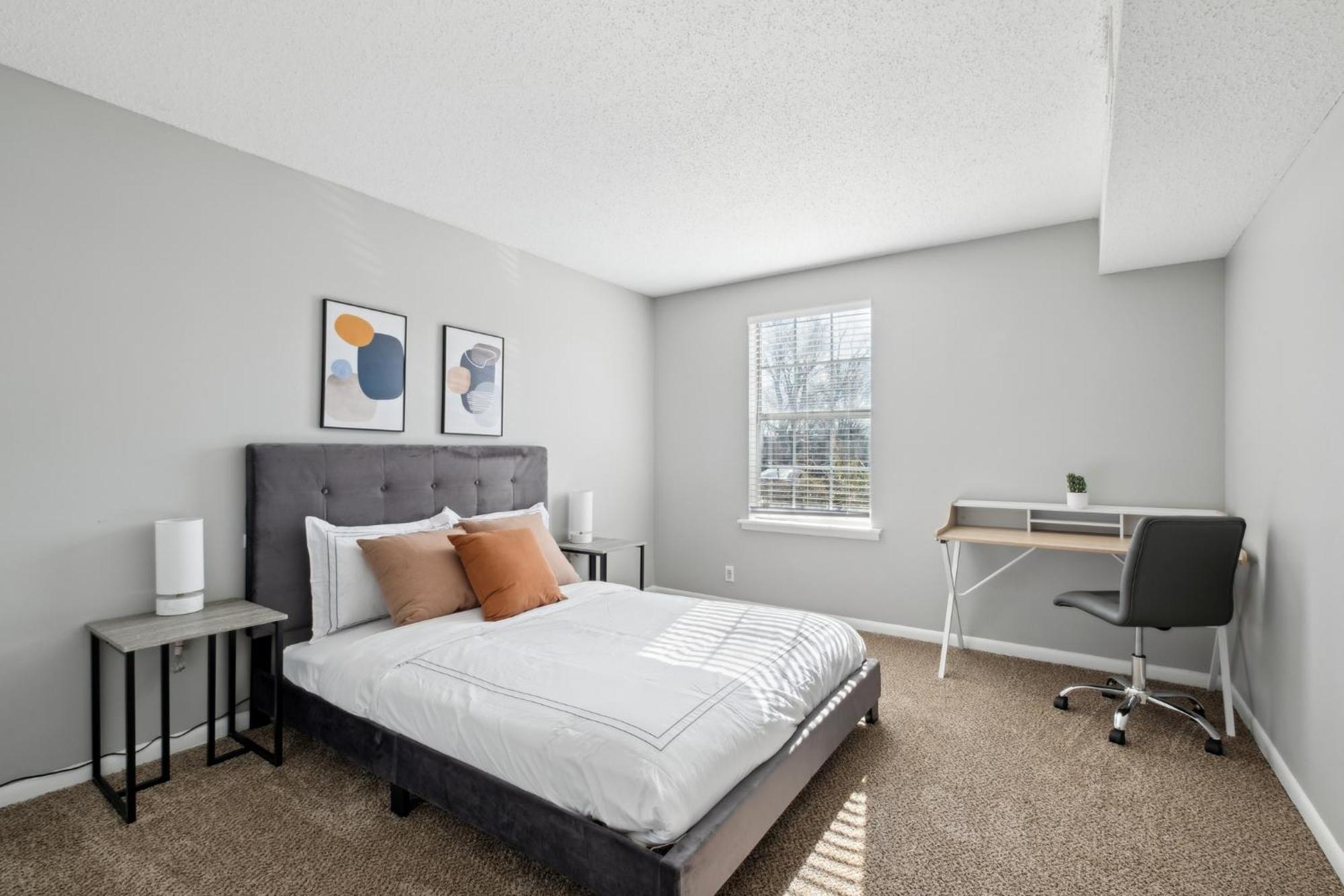 Apartment Brentwood C2 I Cozy & Comfy I 2bd I Free Parking *