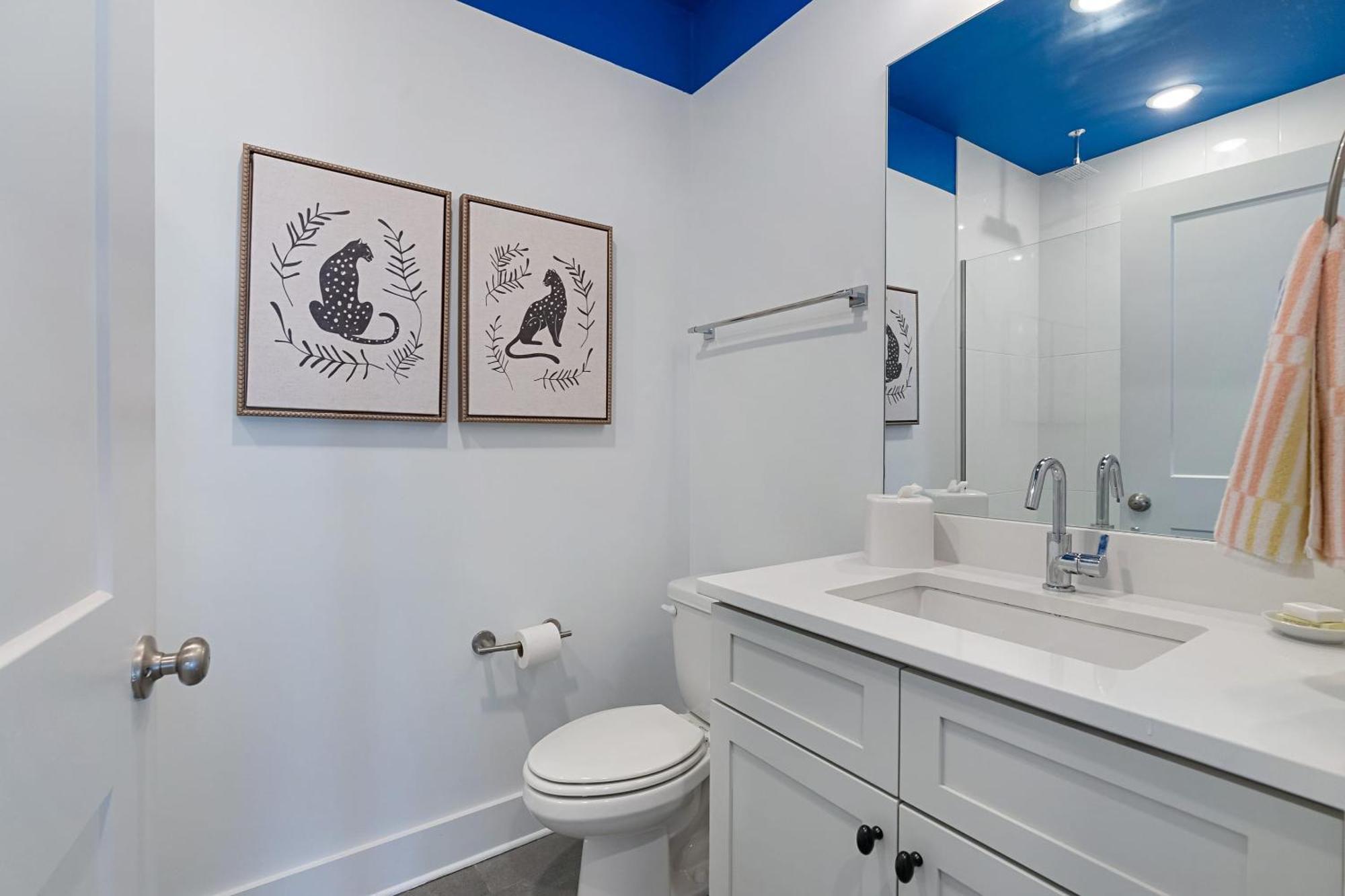 The Grove By Avantstay Apartment