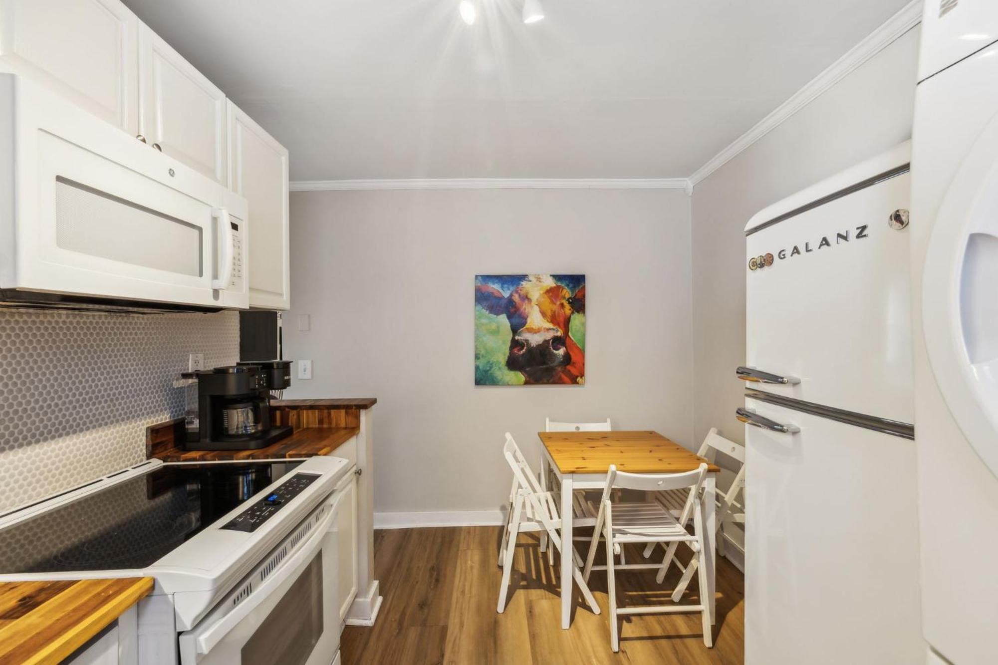 Sunny Delight Nashville