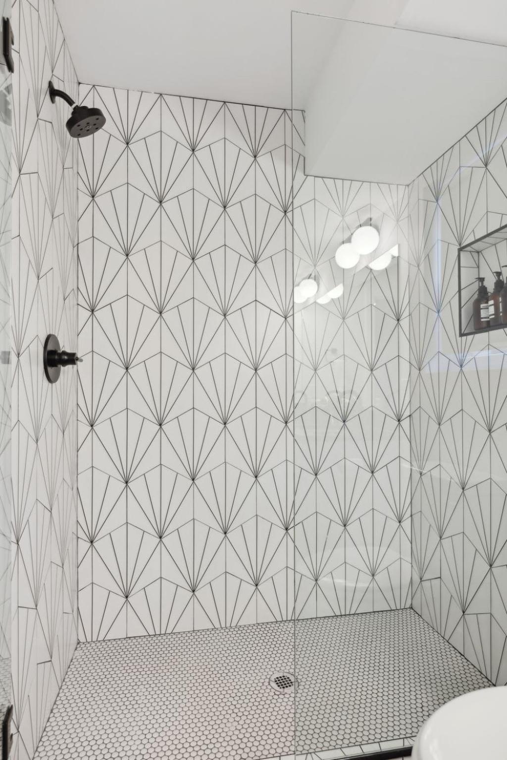 Stylish Multi-level Retreat Rooftop & Pool Table * Nashville