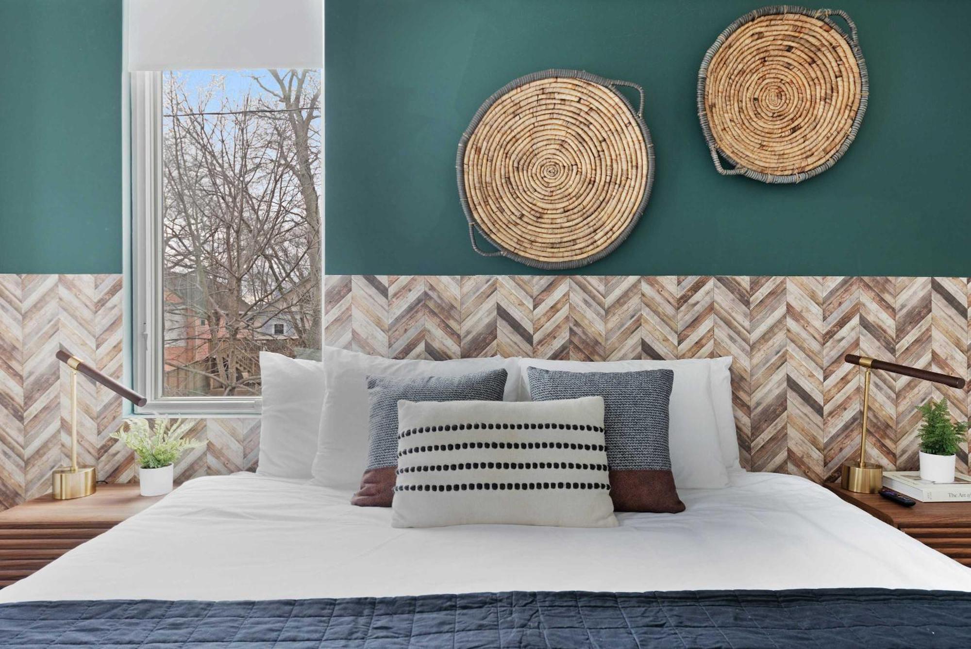 Holiday home The Daylily & The Aster - Two Four Bedroom Homes