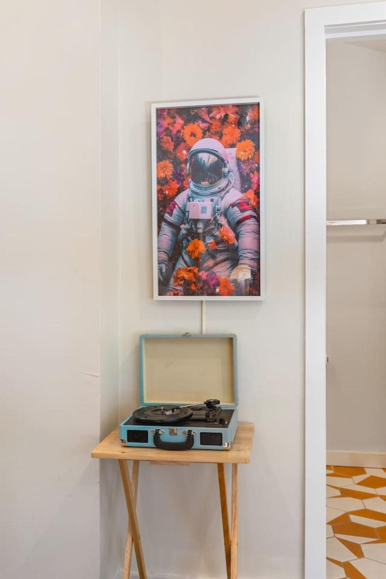 Holiday home Fun And Fabulous - Walk To Bars, Coffee And Restaurants