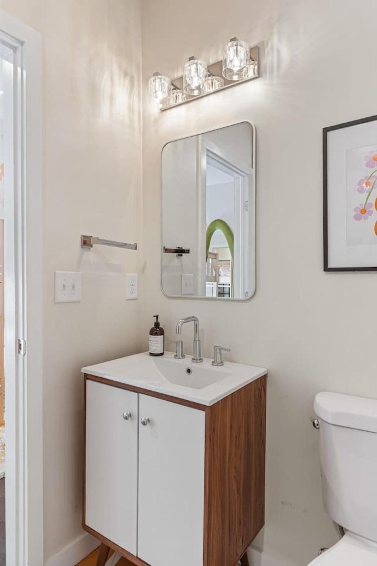 Fun And Fabulous - Walk To Bars, Coffee And Restaurants Nashville