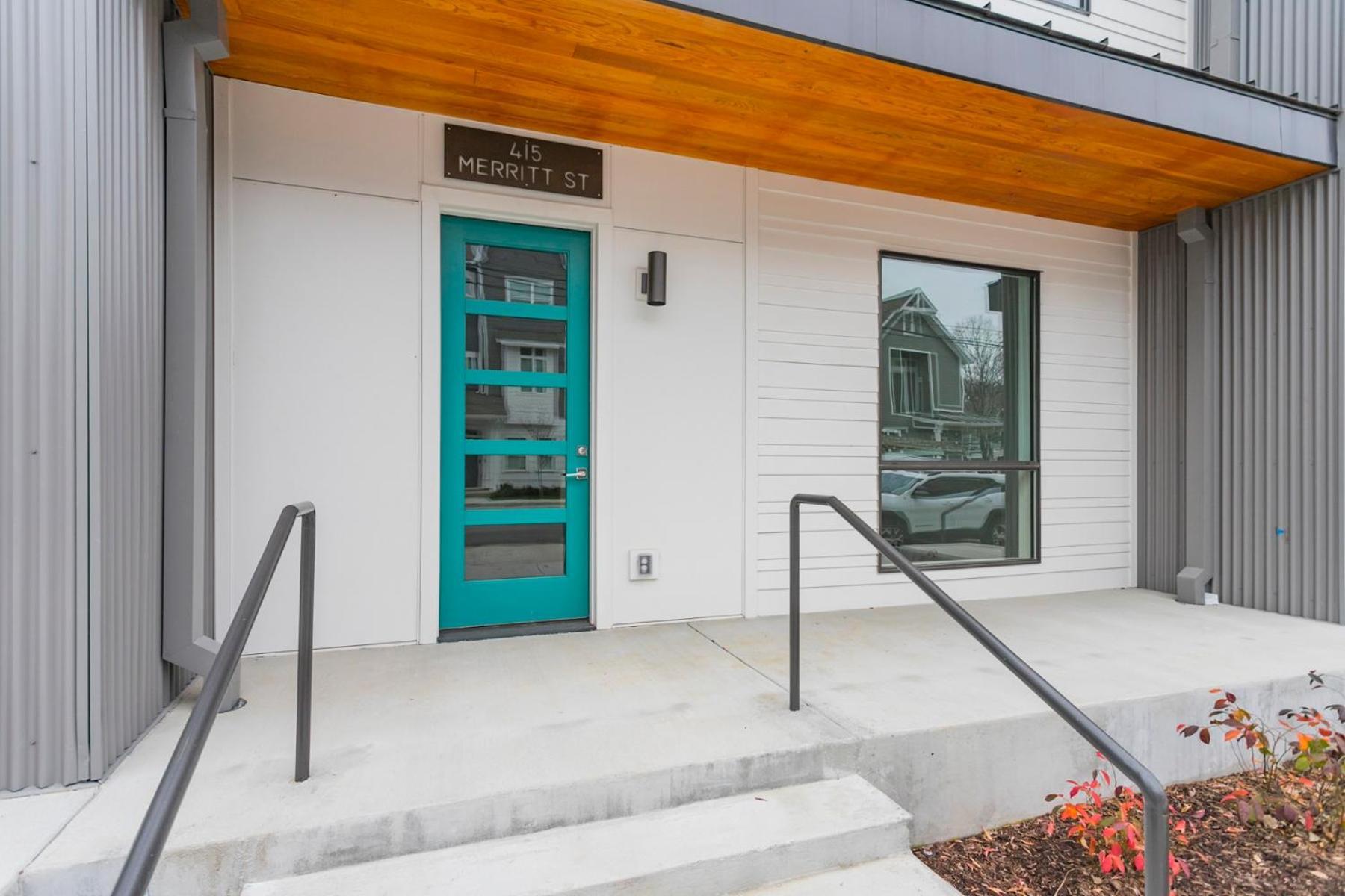 415 Merritt *