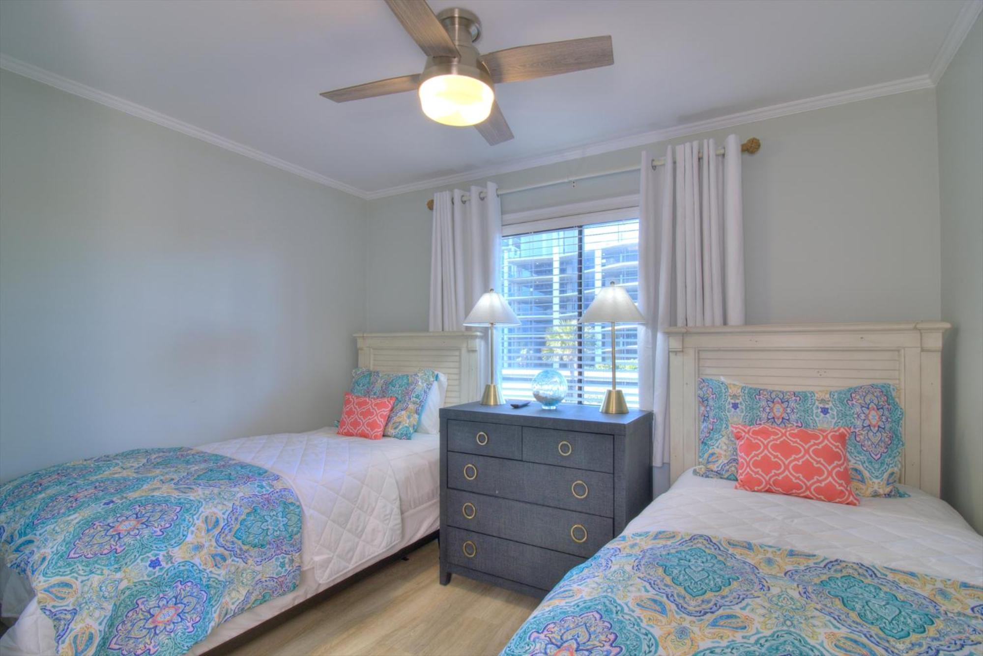Tilghman & Racquet Club - 114 *