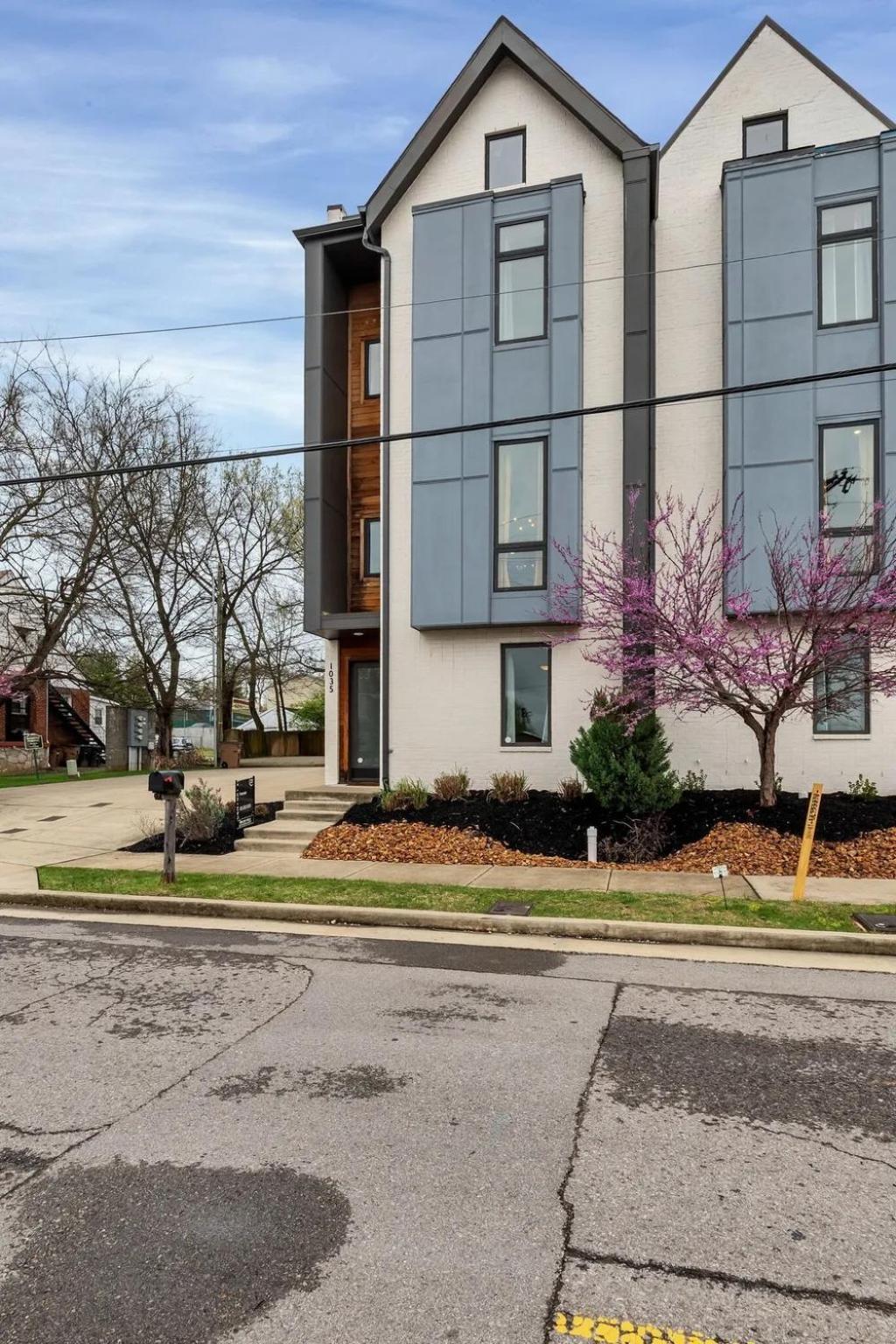 1035 Fairwin Ave Nashville