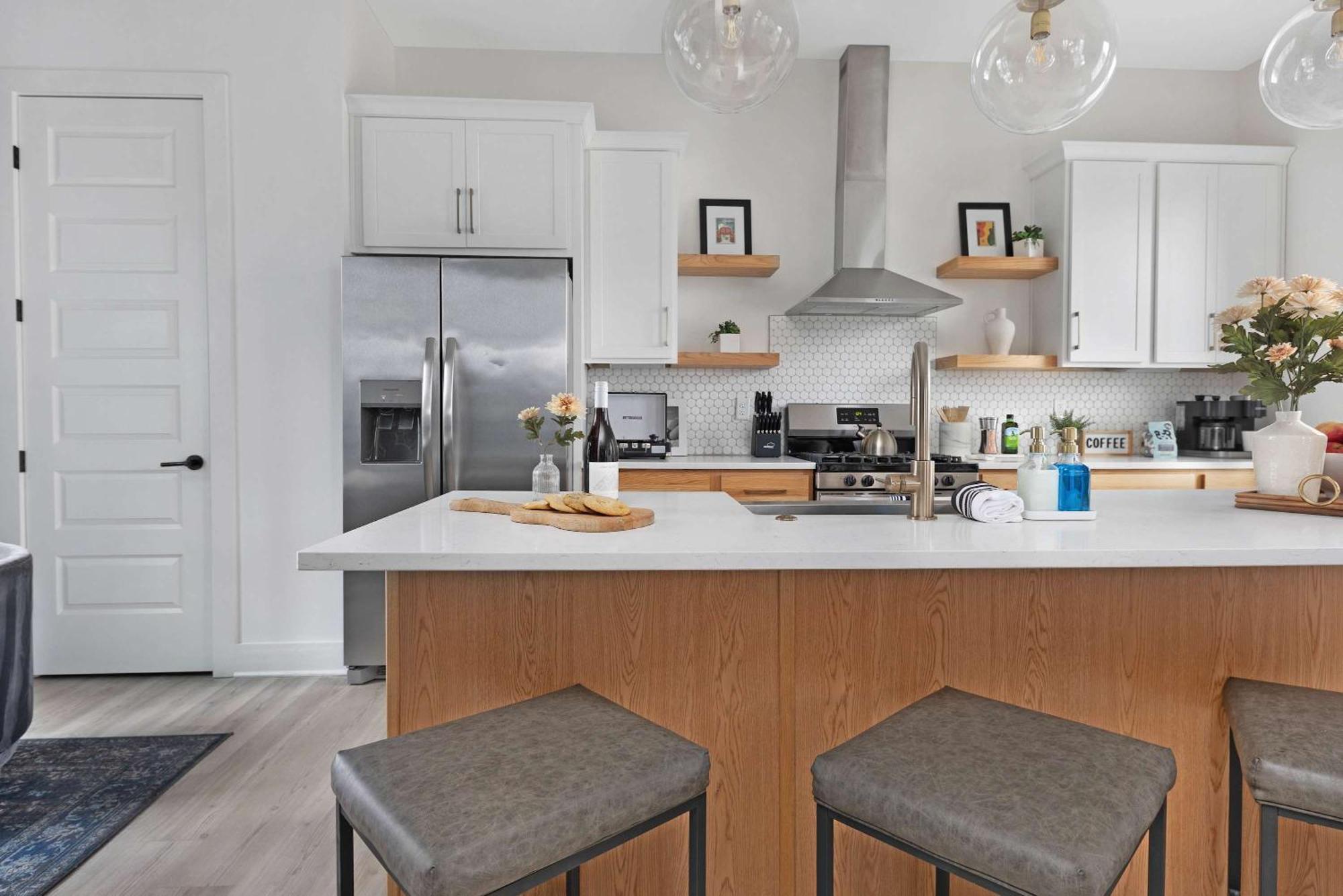 The Trillium & The Iris - 2 Homes 6 Bedrooms Nashville