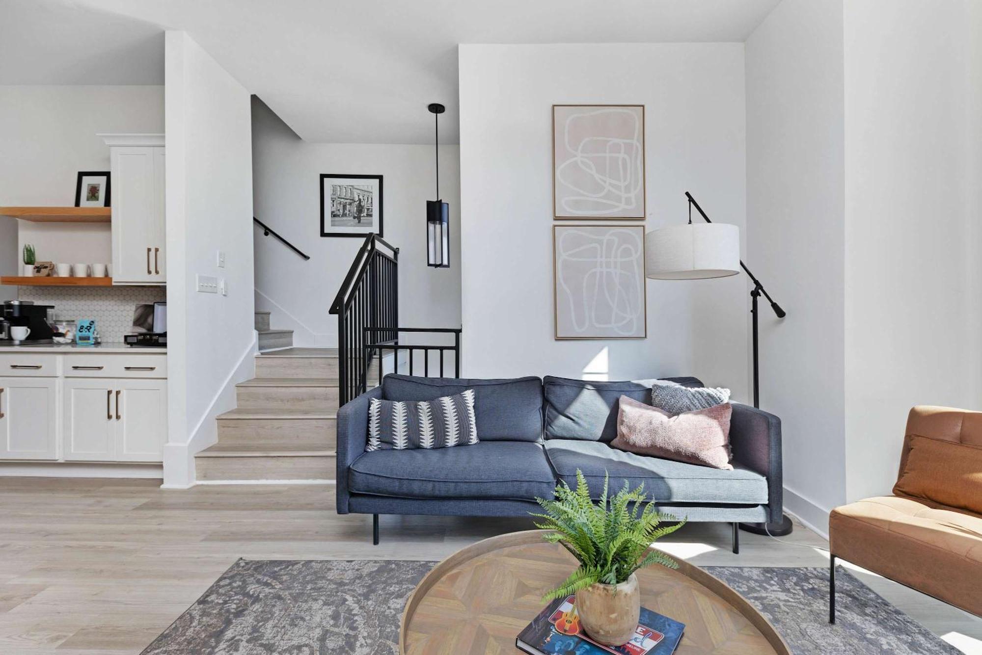 The Azalea & The Sunflower - Two Four Bedroom Homes Holiday home Nashville