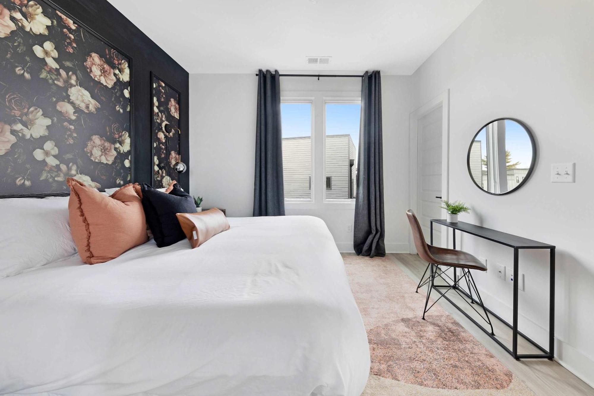 The Camellia & The Bluestem - Two Four Bedroom Homes Nashville