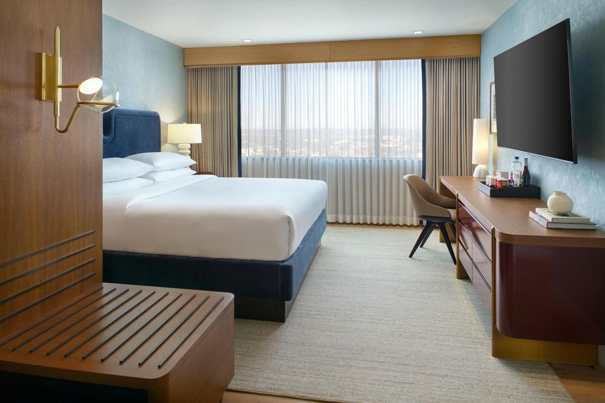 Sheraton Grand Downtown Hotel