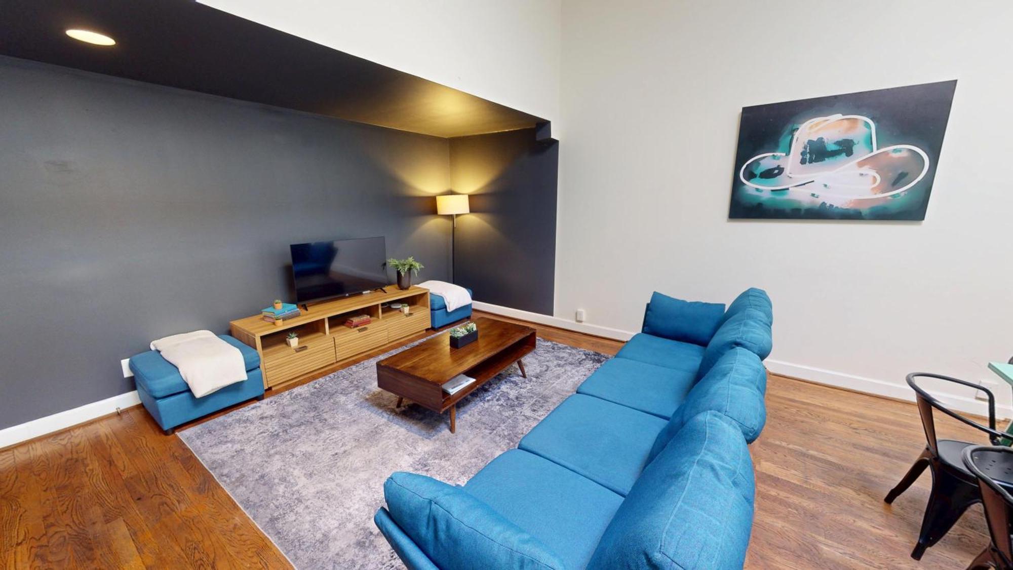 The Lofts At 107
