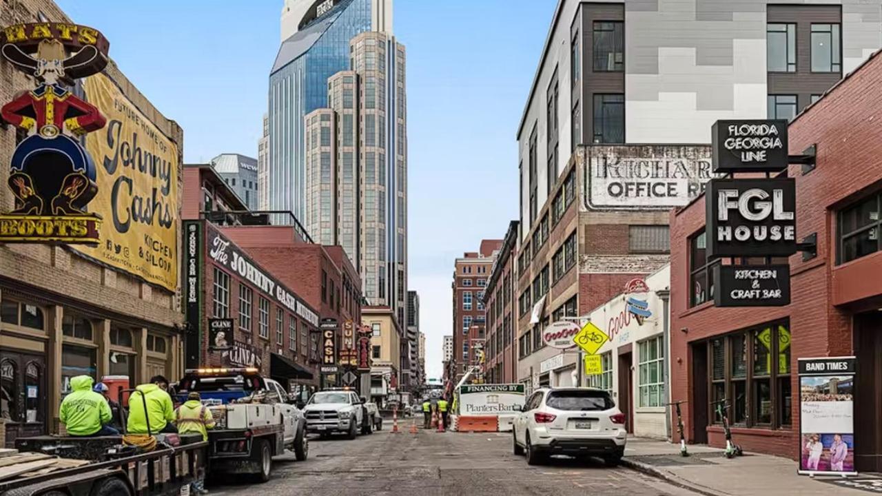 13 At 64 Fern Ave Hbr