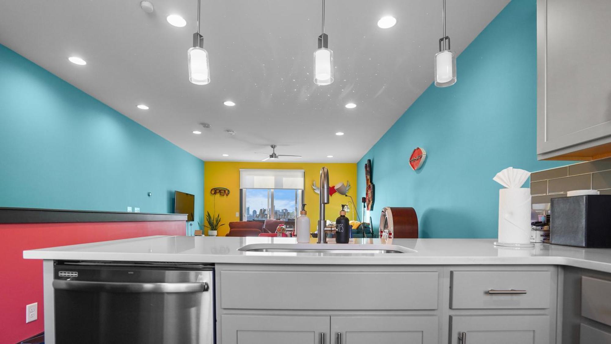 Apartment 13 At 64 Fern Ave Hbr