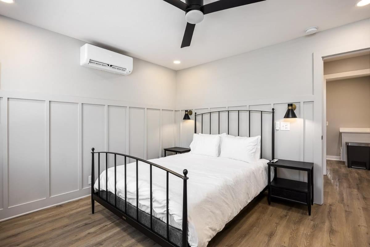 The Nomad: 4 1brs 2 24-guest Retreat *