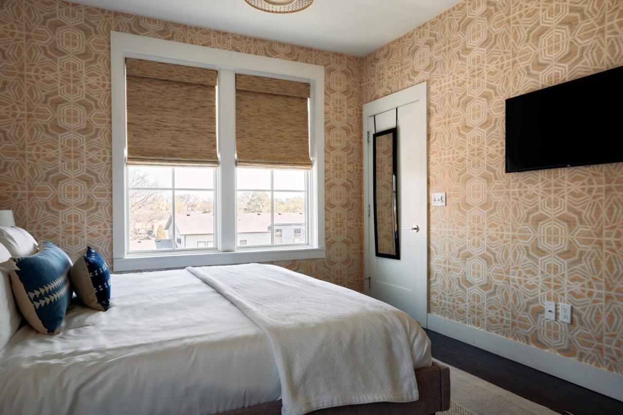 The Third Coast Apartment Nashville