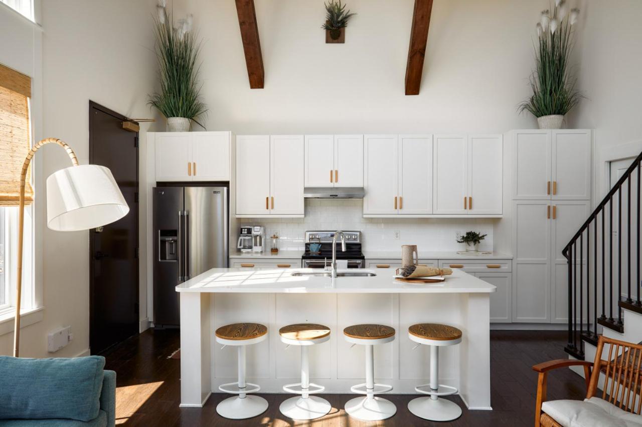 The Third Coast Apartment