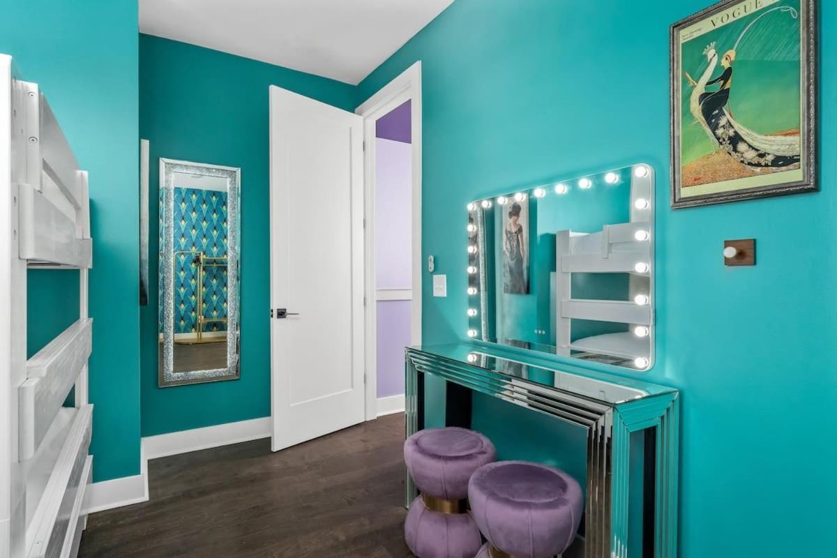 Diva Glam - Luxe - Dt 2miles - 8 Q Beds - Wow