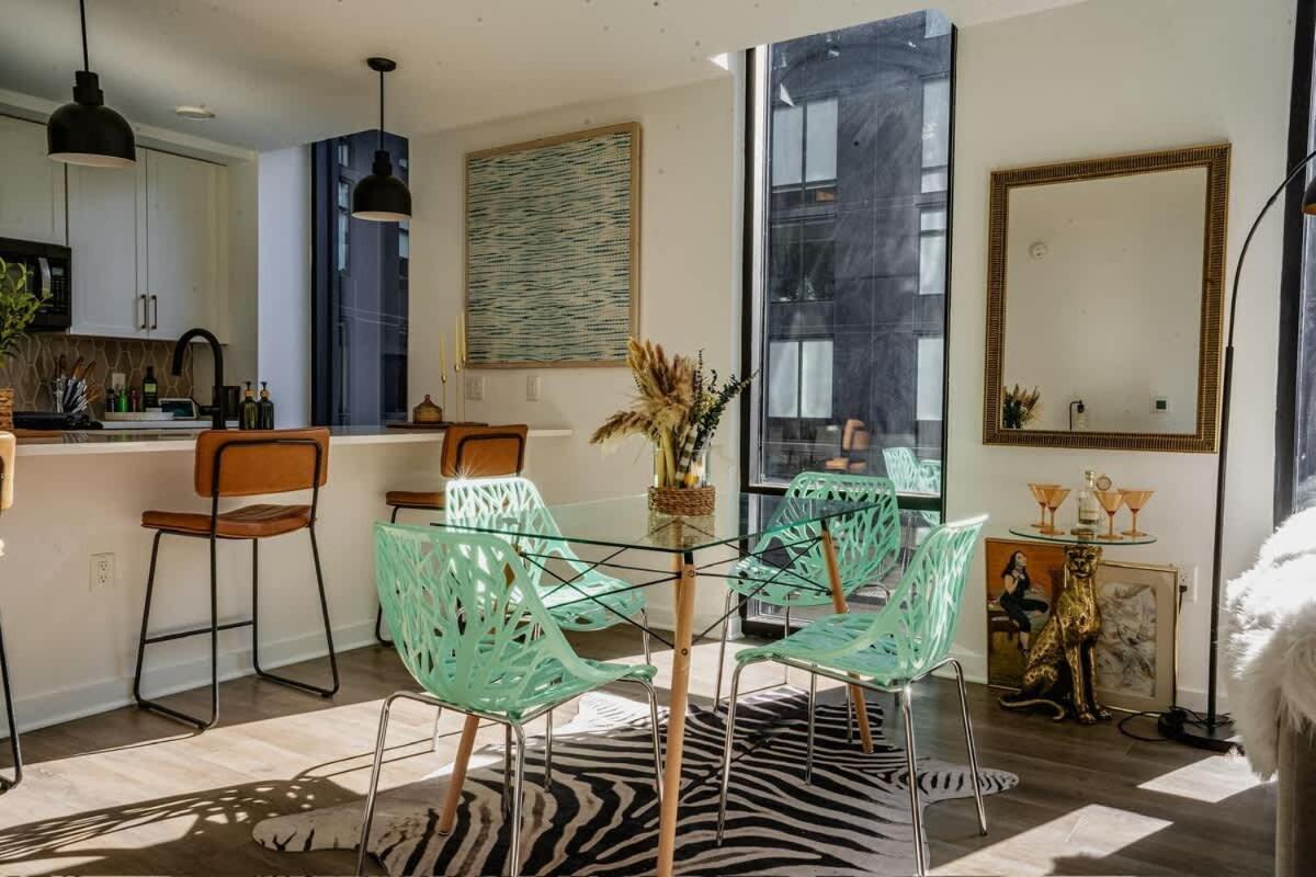 Apartment 2 Bed 2 Bath Nest For Family