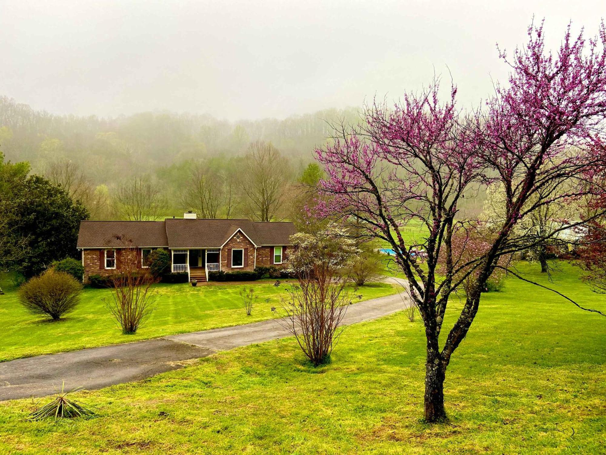 Charming Country Retreat - Birdwatcher Paradise Near
