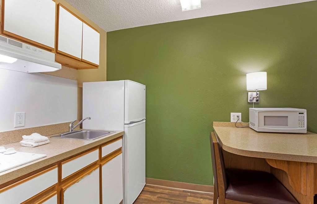 Extended America - - Airport - Music Hotel Nashville