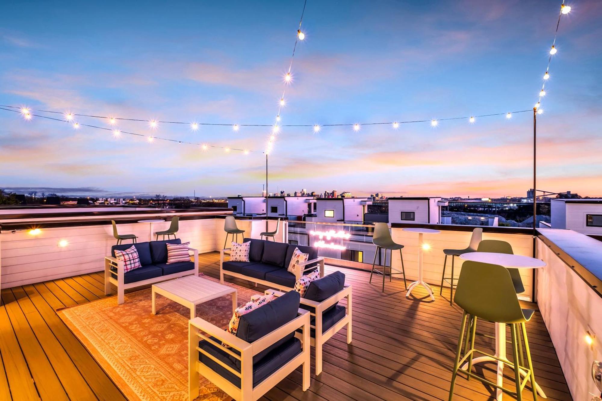 Holiday home Taylor Swift Inspired Hot Tub Rooftop Deck Views Nashville