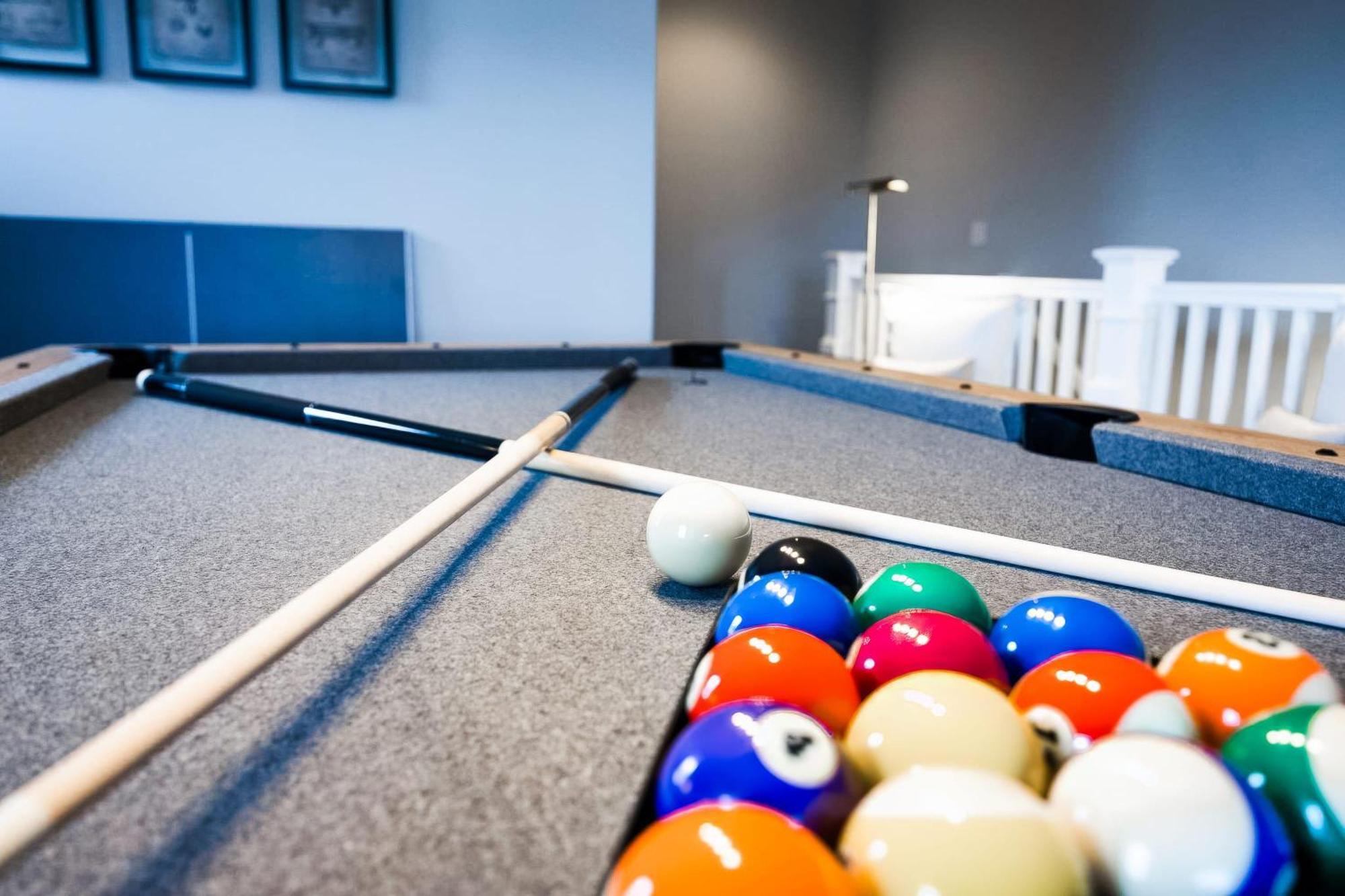 Luxe Pool Hot Tub & Game Downtown Holiday home Nashville