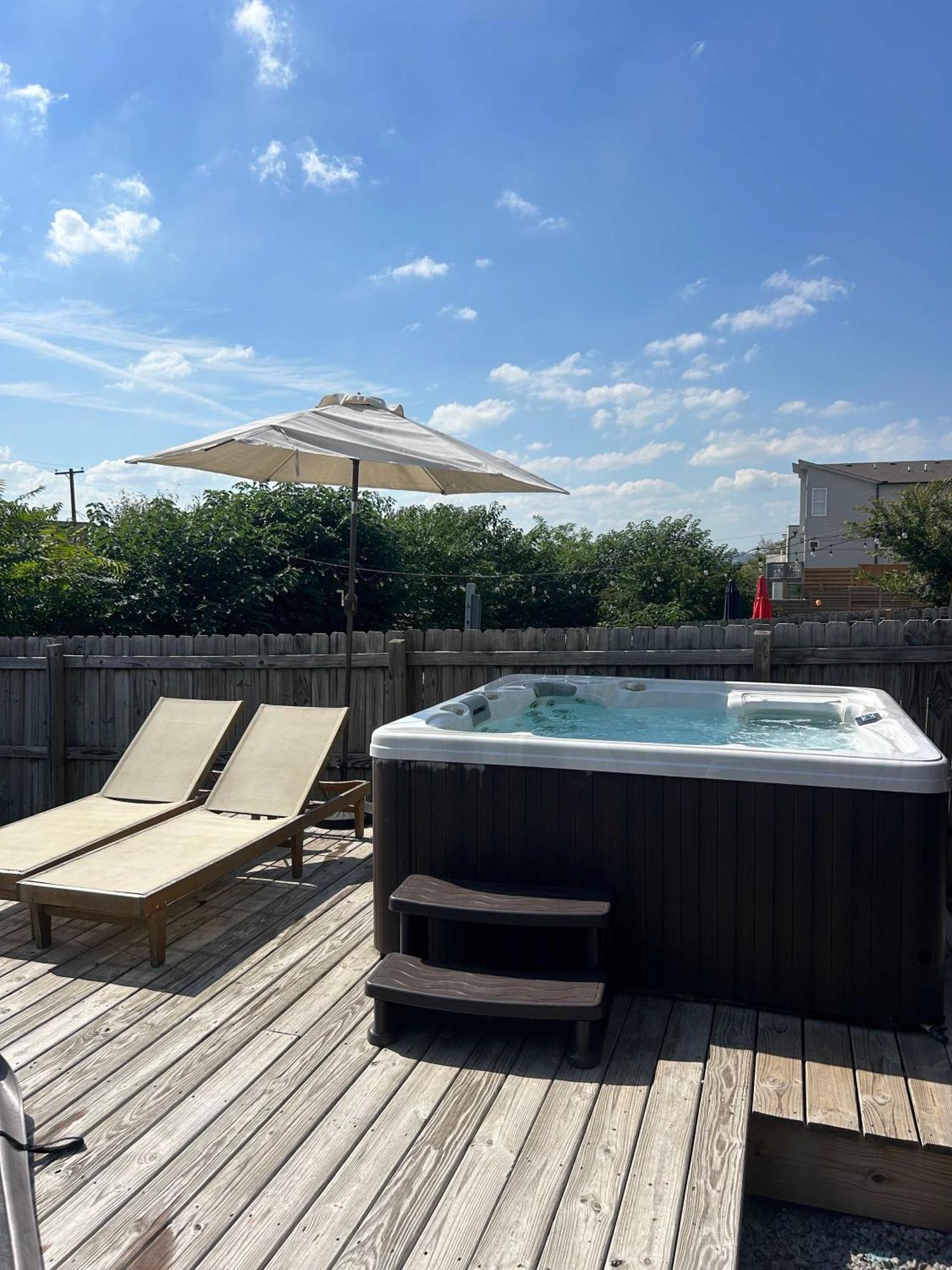 Holiday home Luxe Pool Hot Tub & Game Downtown Nashville