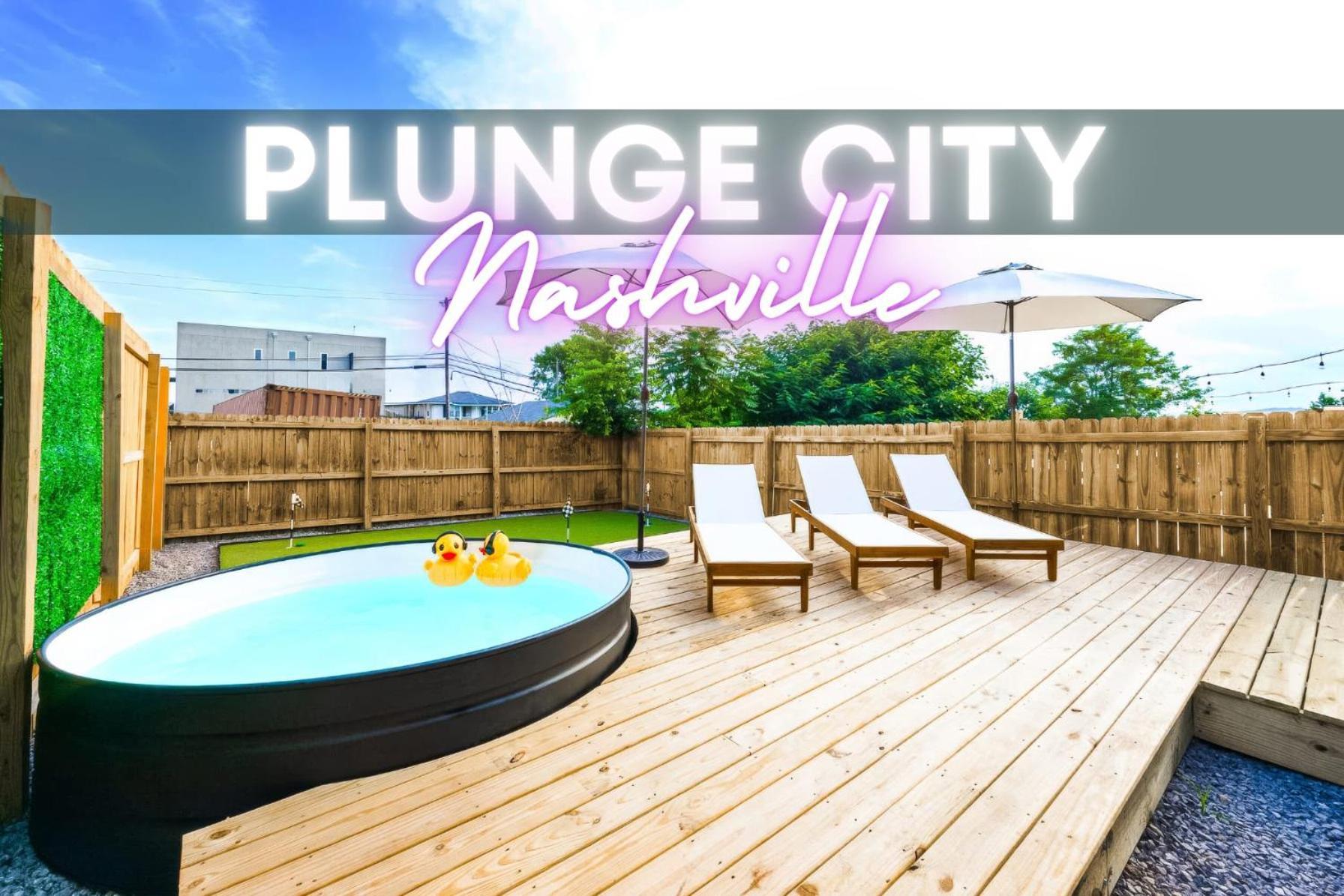 Holiday home Luxe Pool Hot Tub & Game Downtown