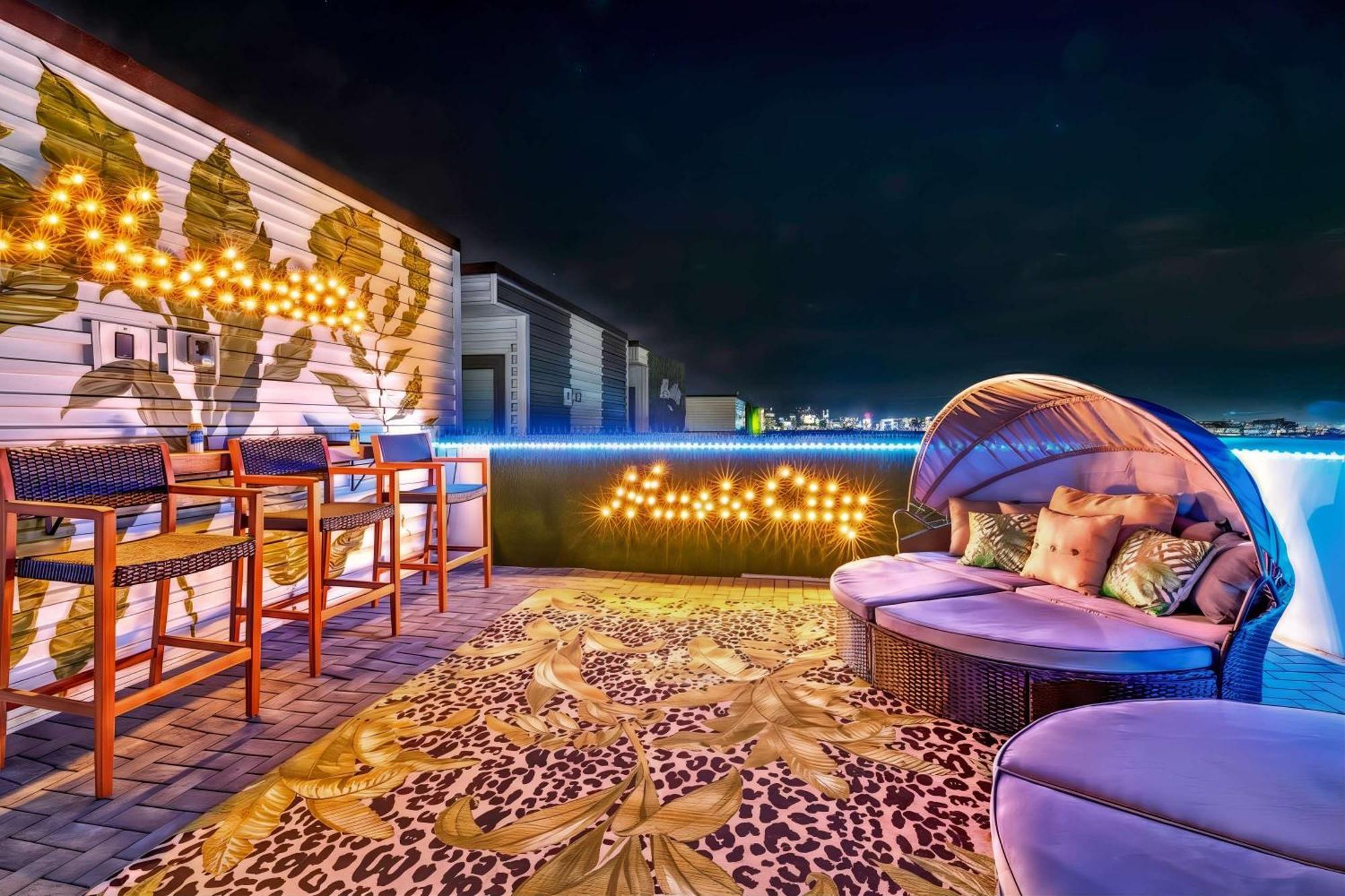 Rooftop Deck Game Views In *