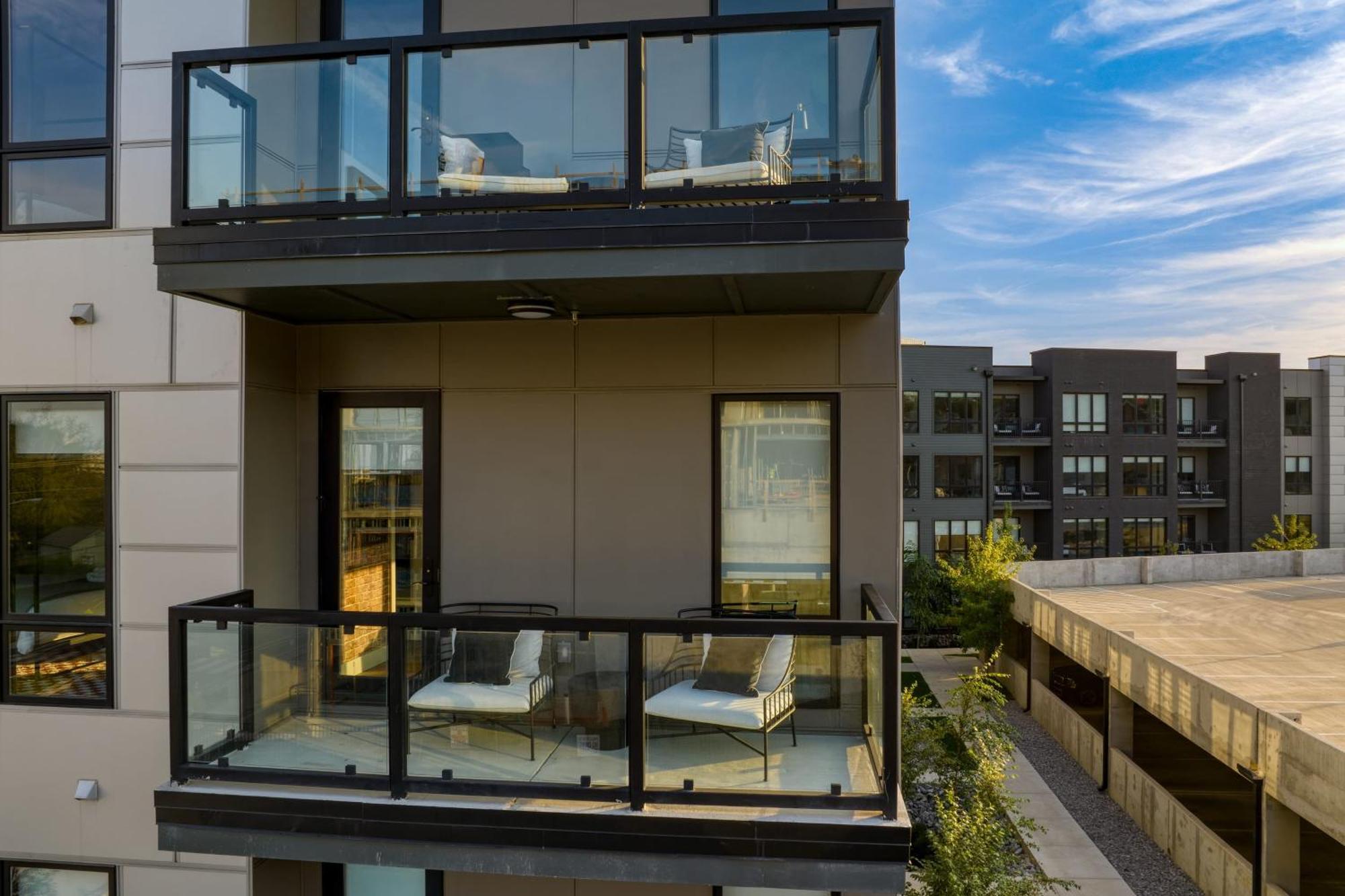 Holiday home Walkable Midtown Location Modern Amenities Pool Gym Anthem By Avantstay Nashville