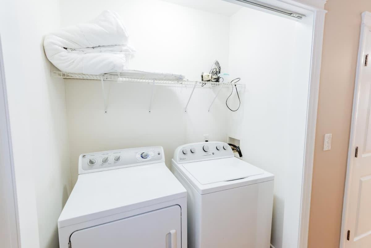 1009 Eastside Vibe - Big & *