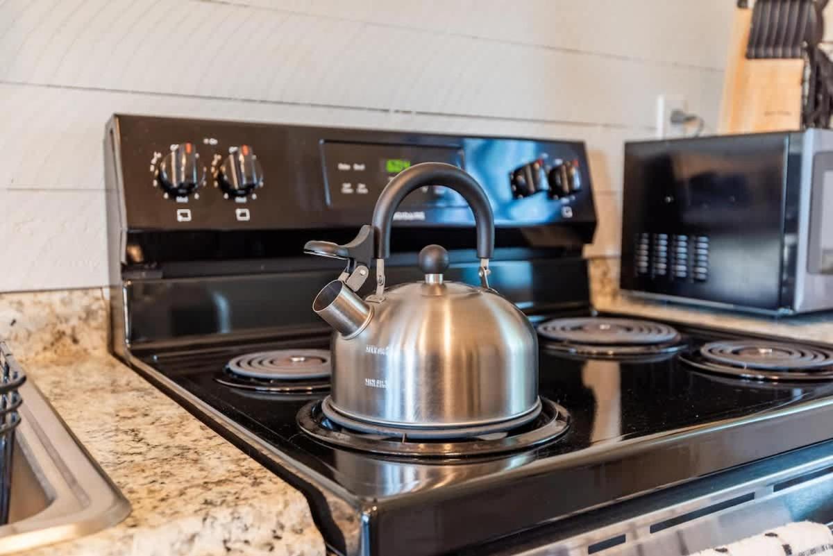 7 Min Drive To Broadway- Walkable Neighborhood Nashville