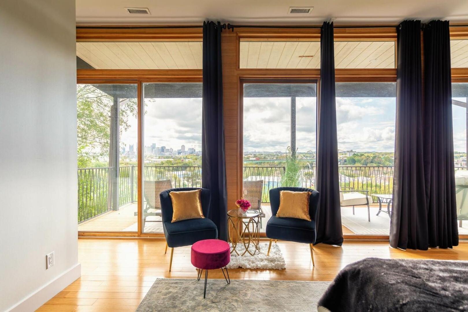 A Spacious With Amazing Views And Elevated Outdoor Spaces