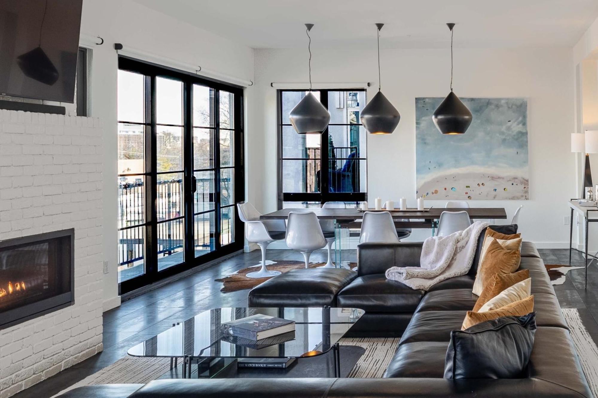 121 Floor 3 Buyout By Avantstay Entire Third Floor Buyout Of 121 Sleeps 18 Hotel Nashville