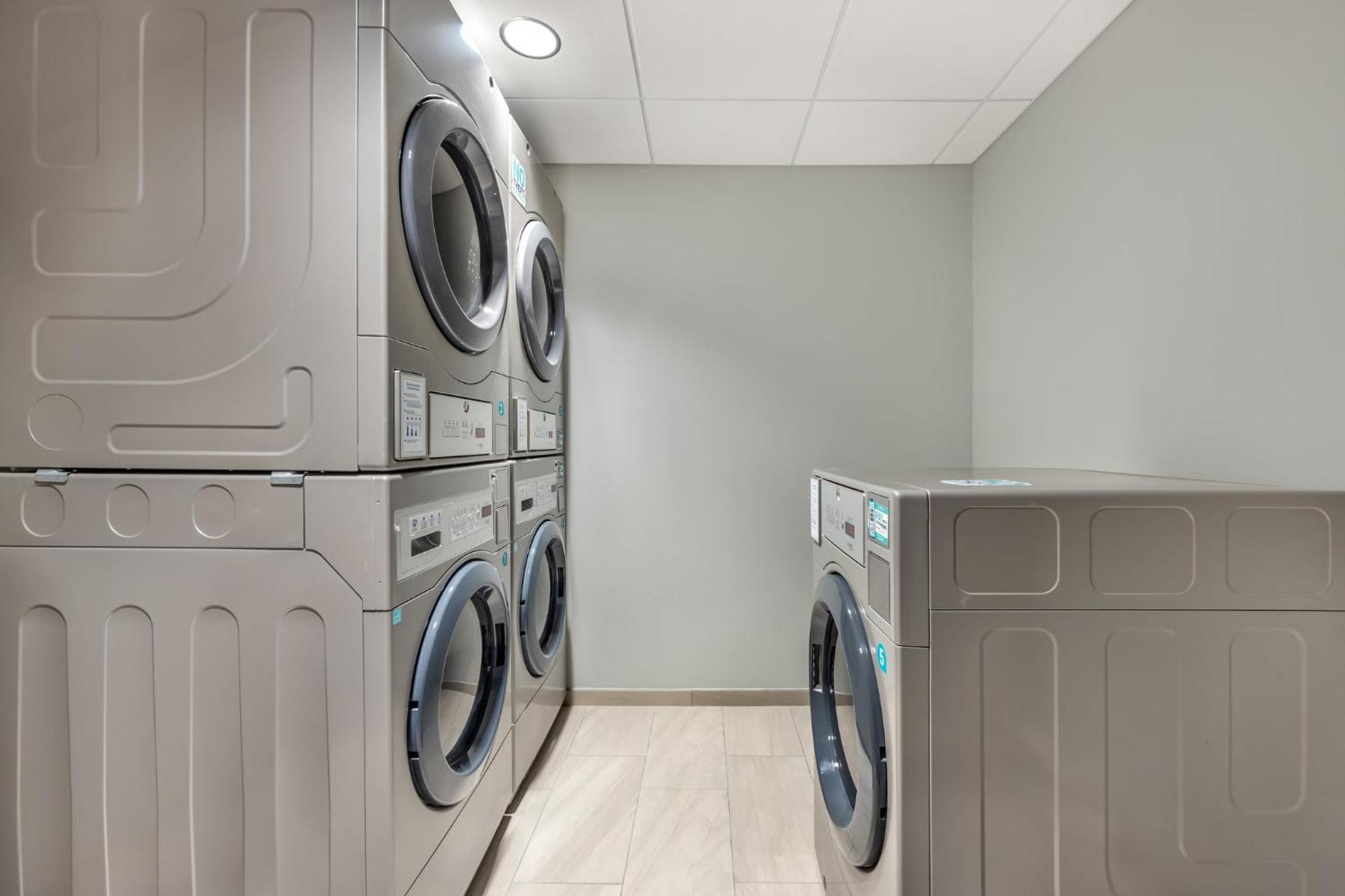 Hotel Express & West End - Univ Area By Ihg Nashville