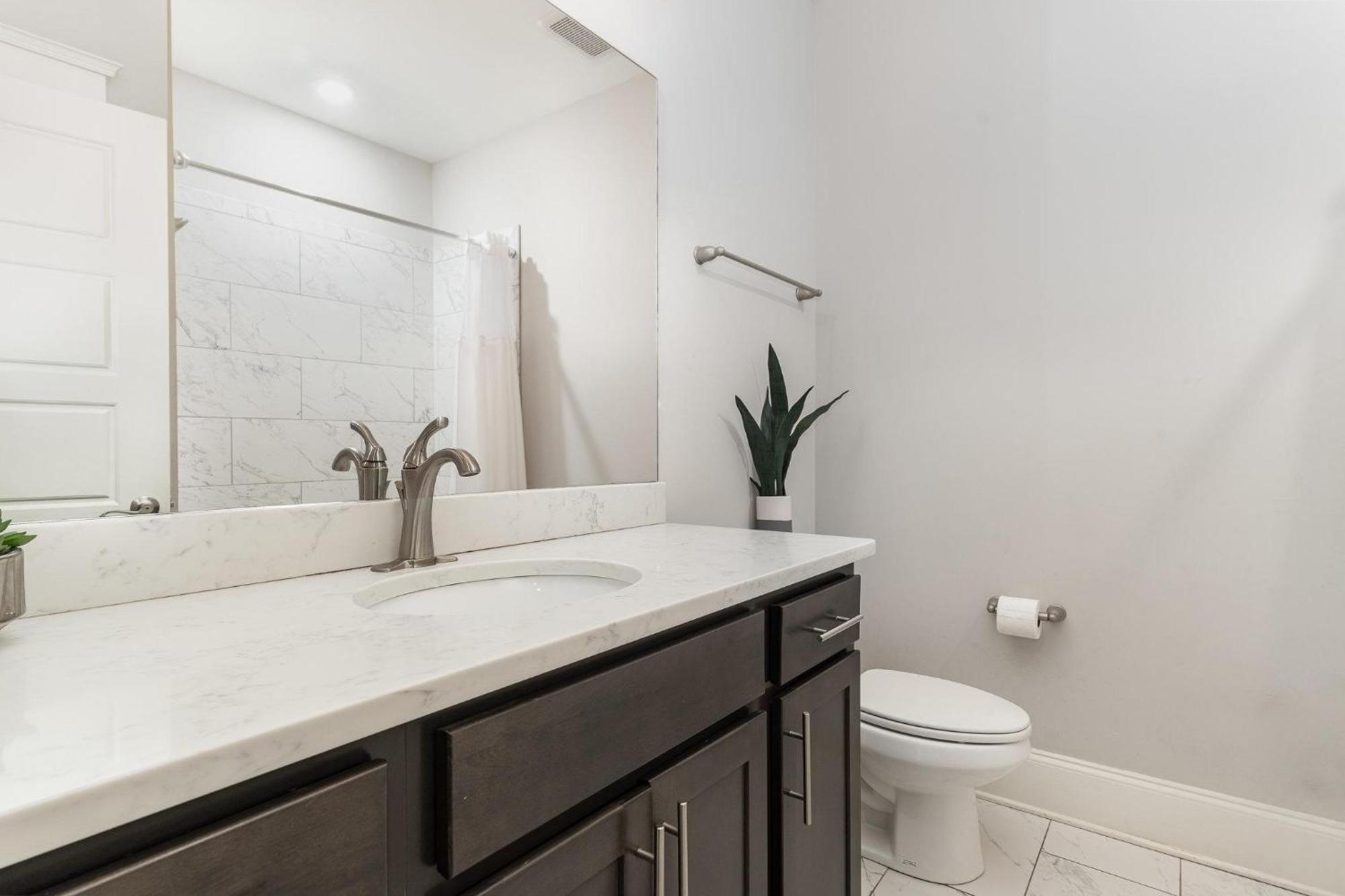 Belwood Duo-2 Units-across Parthenon-mins Broadway * Nashville
