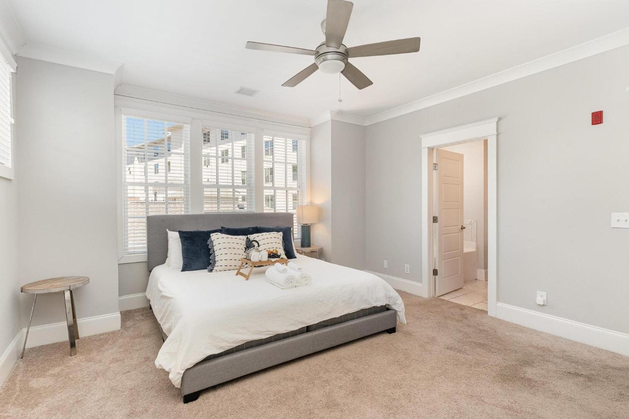Belwood Duo-2 Units-across Parthenon-mins Broadway Nashville