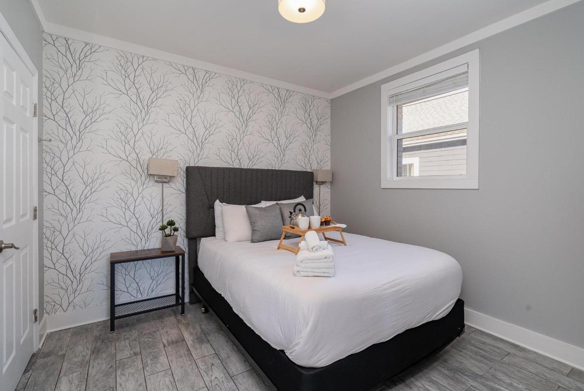 Holiday home Hidden Pearl-3 Units-private Patios-near Broadway Nashville