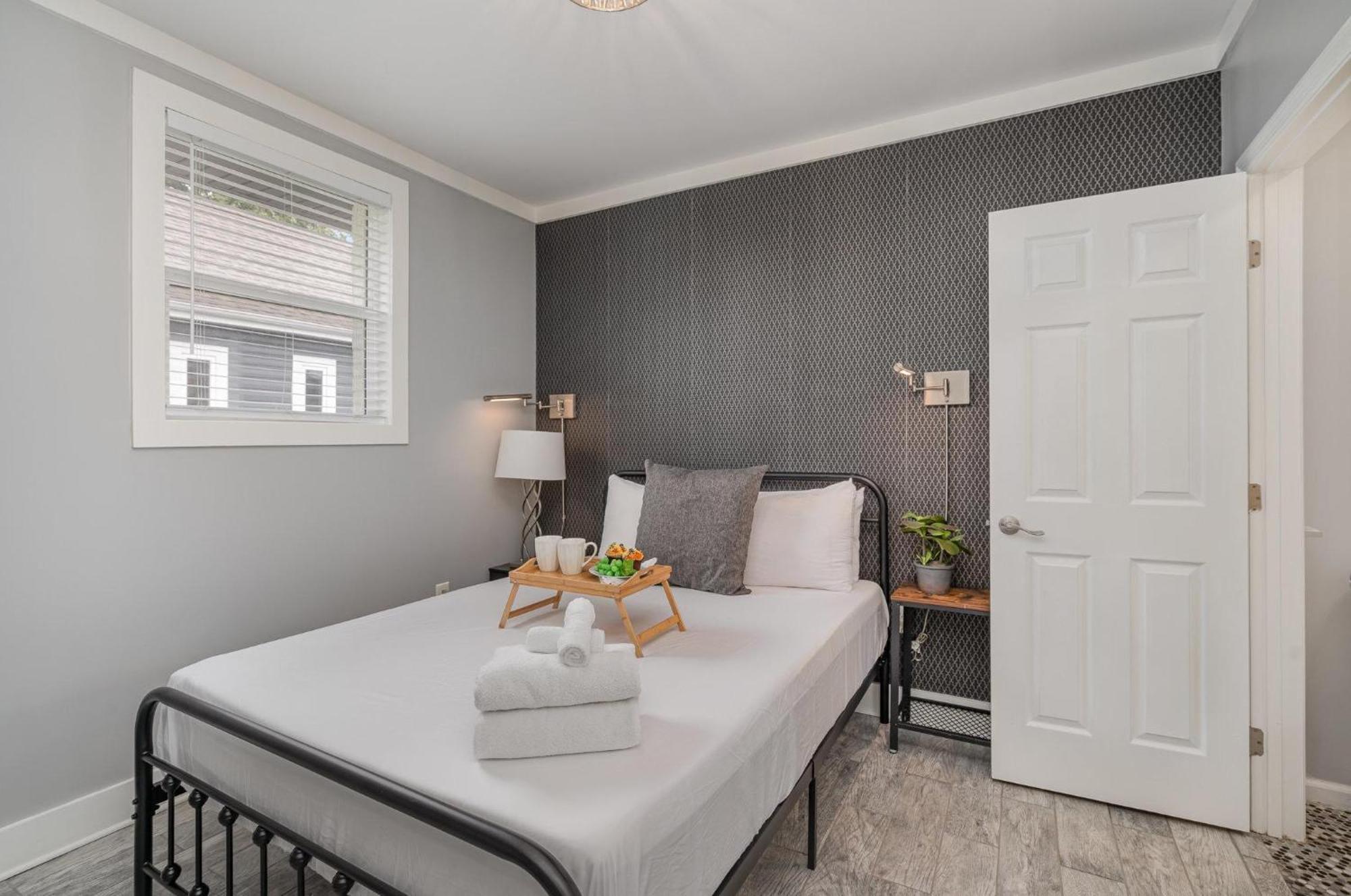 Hidden Pearl-3 Units-private Patios-near Broadway Holiday home Nashville